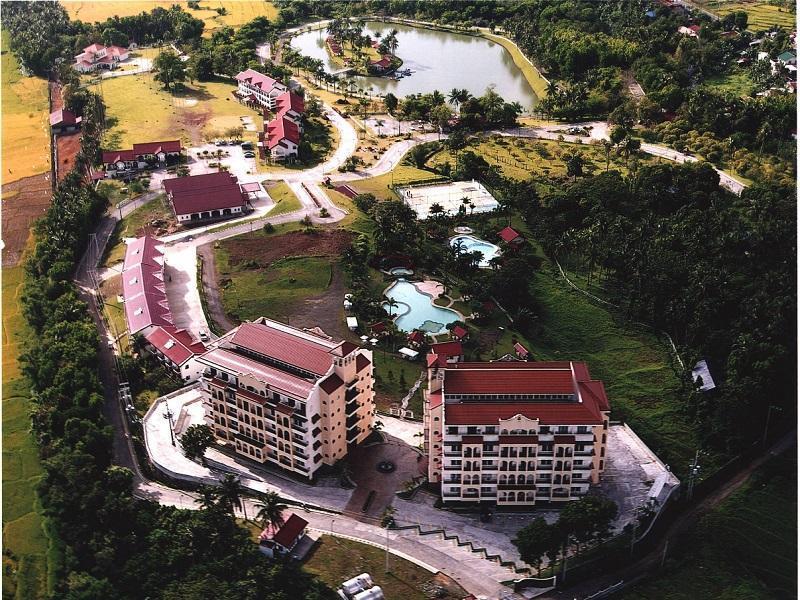 Graceland Estates And Country Club Hotel Lucena Zewnętrze zdjęcie